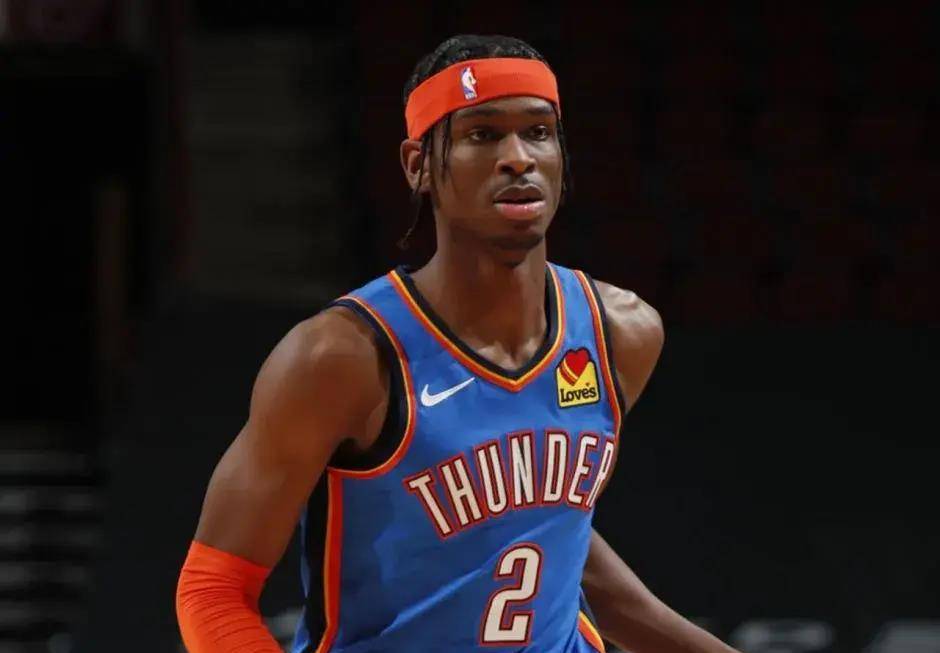 这使得他在 这使得他在